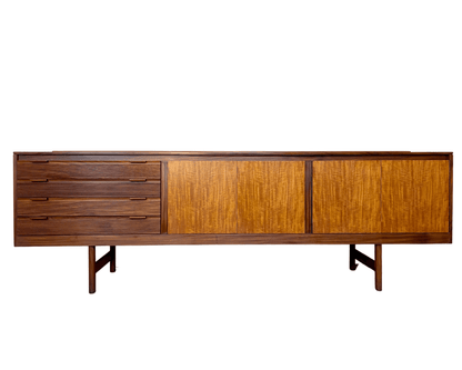 Mid Century Knightsbridge Sideboard by Robert Heritage for Archie Shine 1960’s - Supramobili