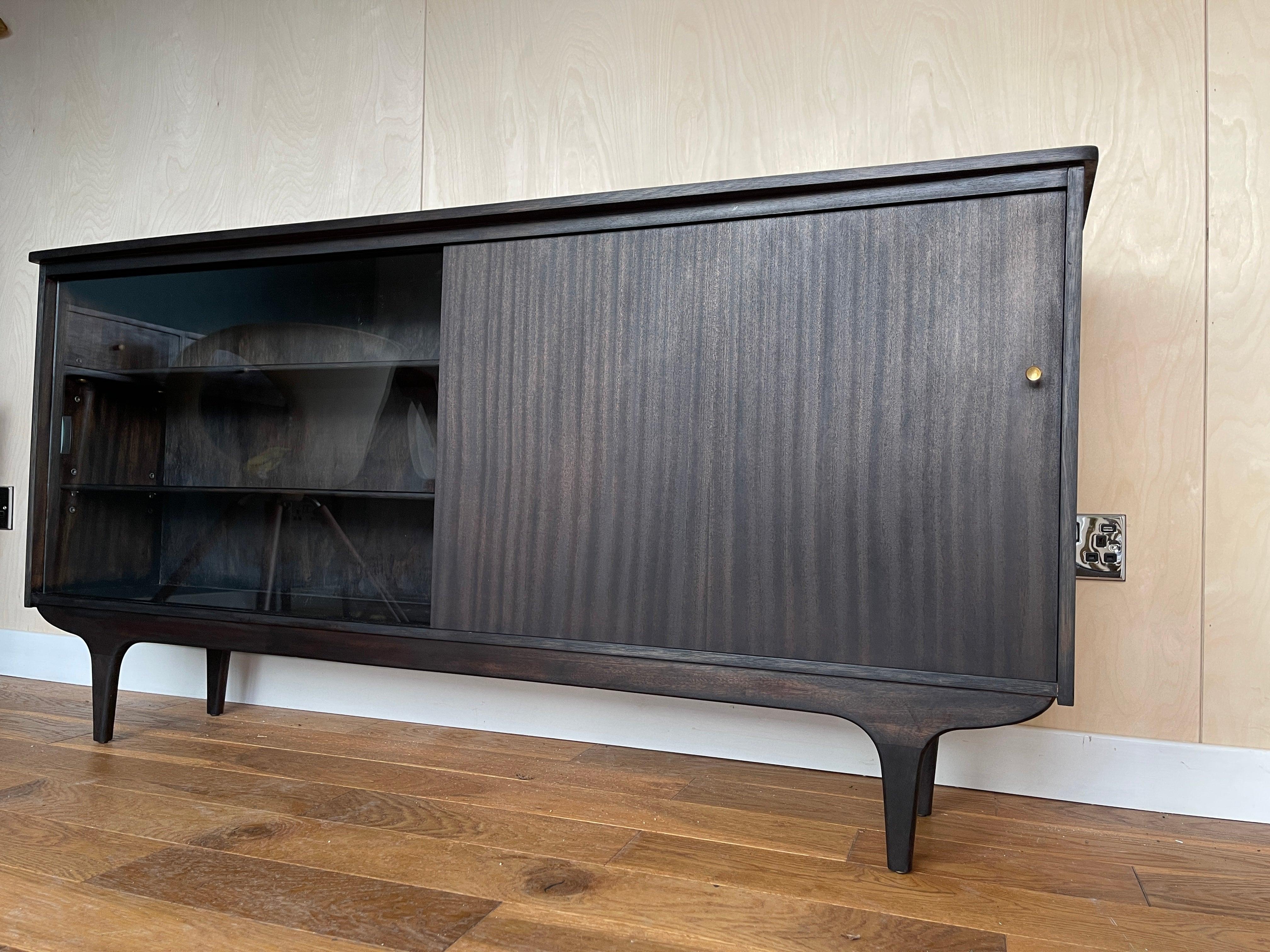 The Display Cabinet — Mark Palmquist Design