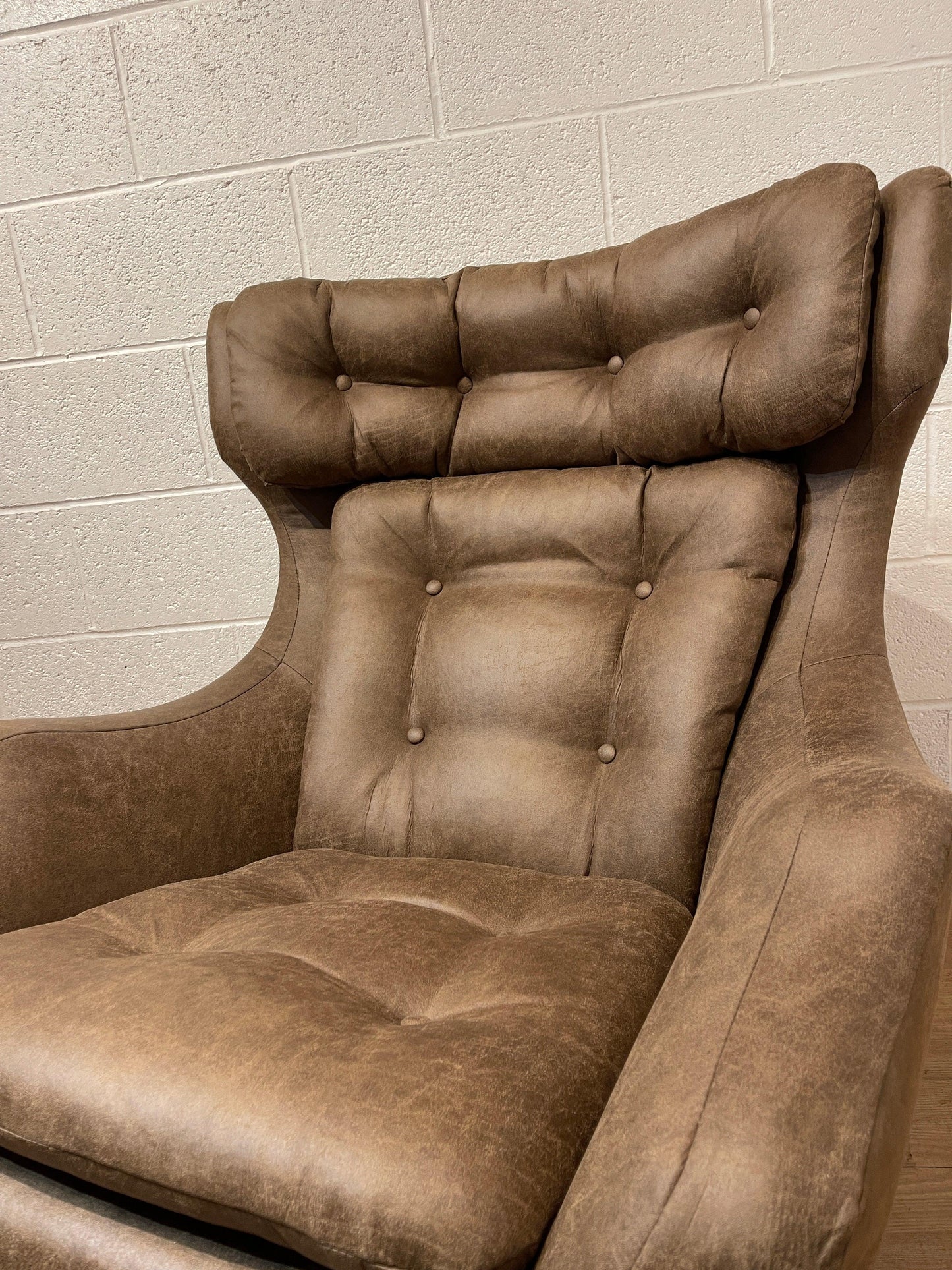 Mid century Vintage Retro Parker Knoll "Statesman" Swivel Chair 1960's (Brown faux leather) - Supramobili