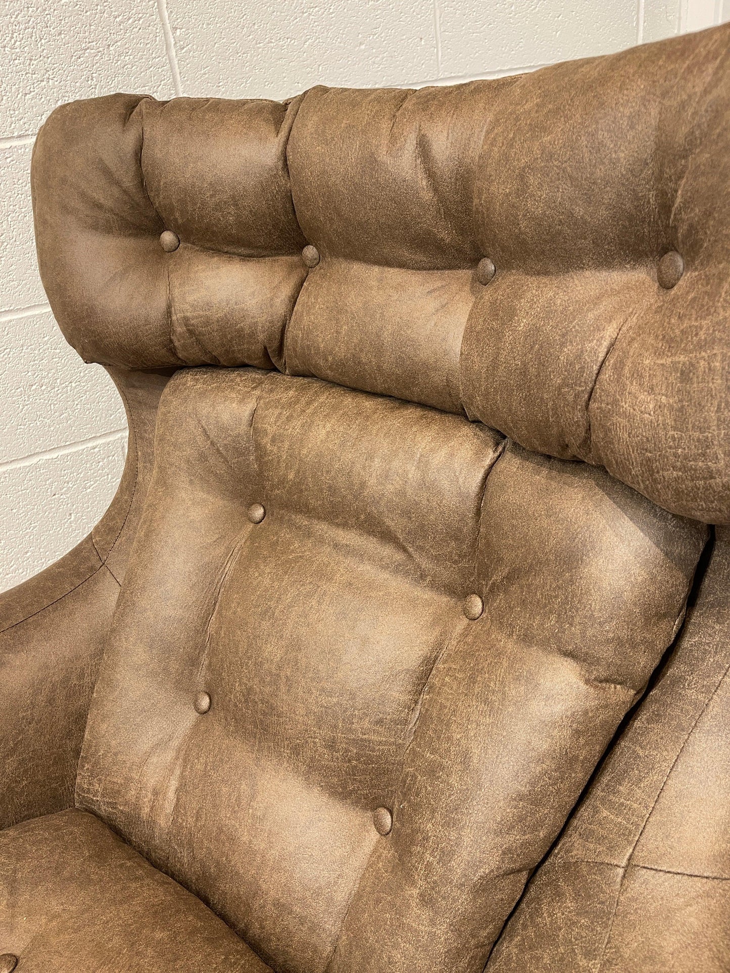 Mid century Vintage Retro Parker Knoll "Statesman" Swivel Chair 1960's (Brown faux leather) - Supramobili