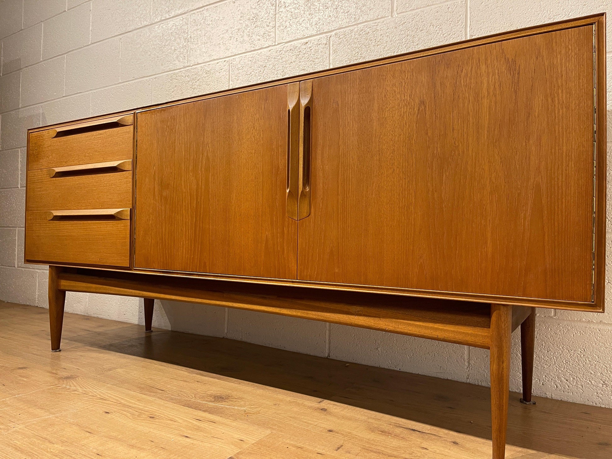 Mid Century Teak Sideaboard by McIntosh 1960s - Supramobili