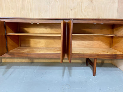 Mid Century Knightsbridge Sideboard by Robert Heritage for Archie Shine 1960’s - Supramobili