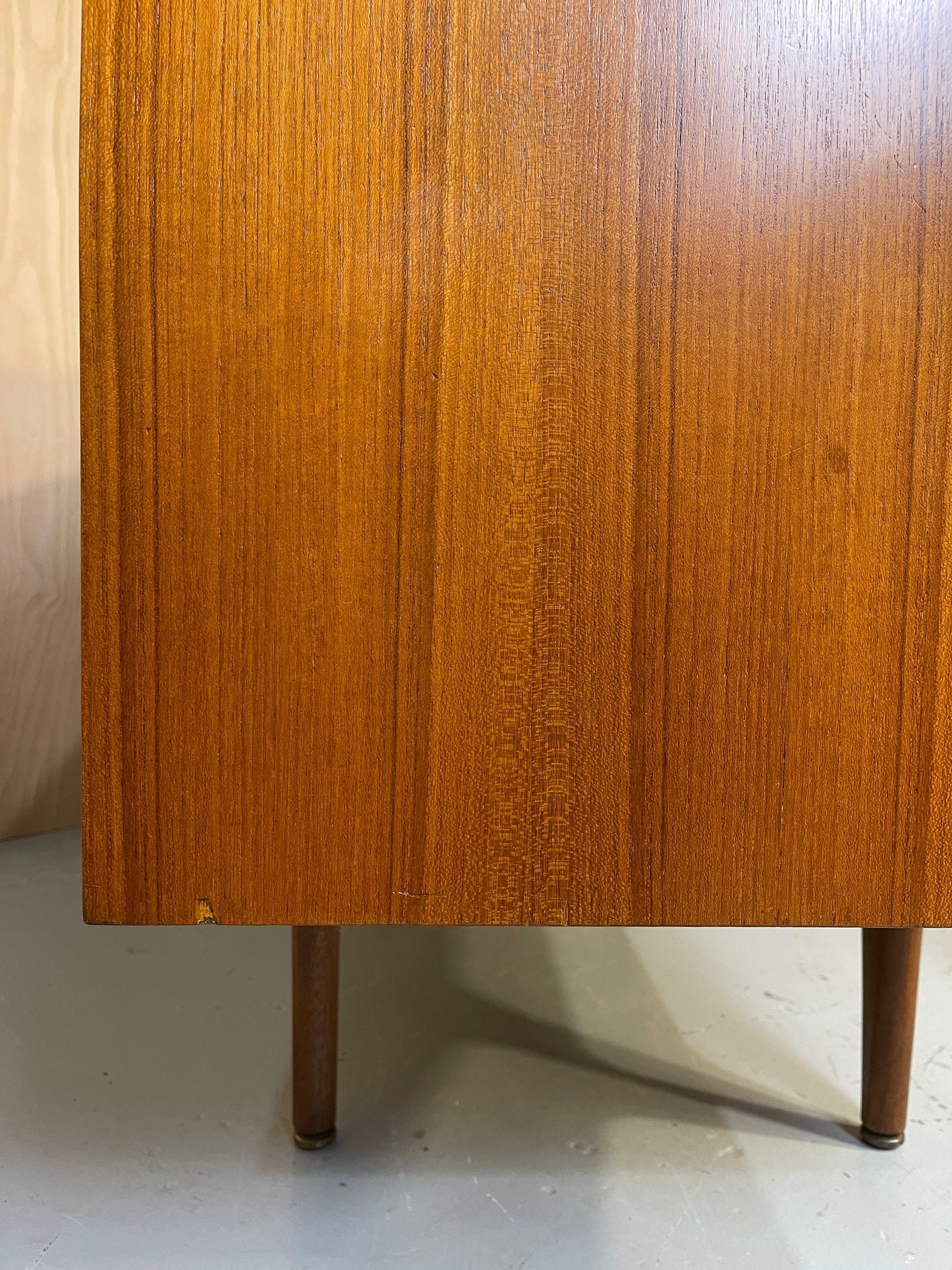 Mcintosh Sideboard/Credenza 1960's - Supramobili