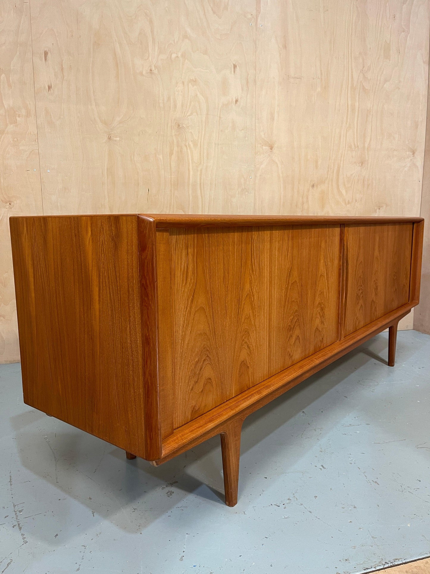 Mid Century Danish Teak Sideboard No 156 By Bernhard Pedersen - Supramobili