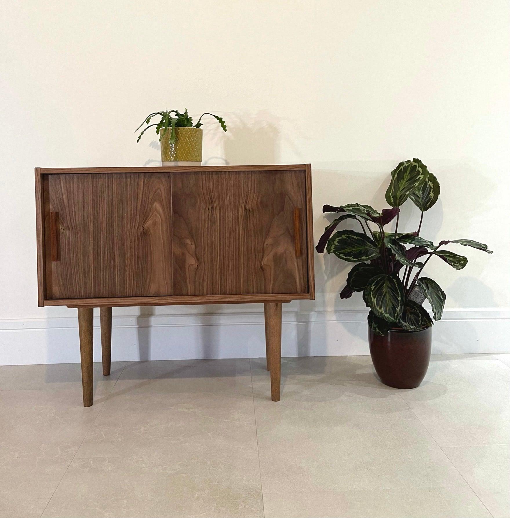 Mid Century Style Sideboard - Jupiter - Supramobili